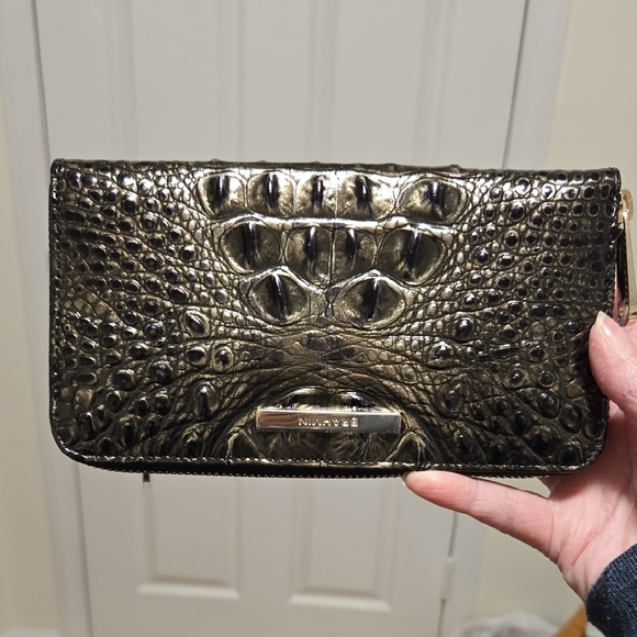 Brahmin Suri Wallet in Onyx Melbourne. NWT. - Picture 2 of 16
